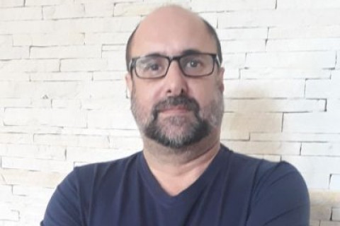 CEM DIAS DE ESTUPIDEZ CRÔNICA